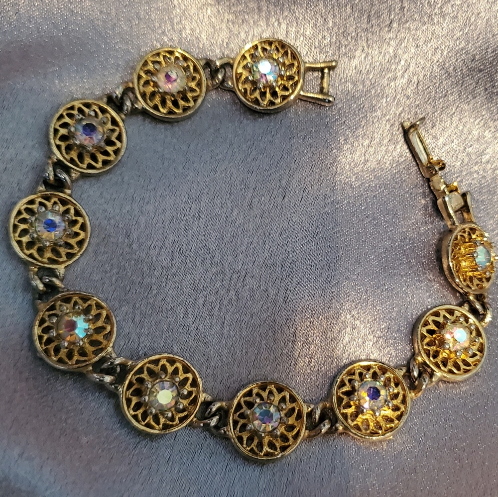 Vintage Coro bracelet